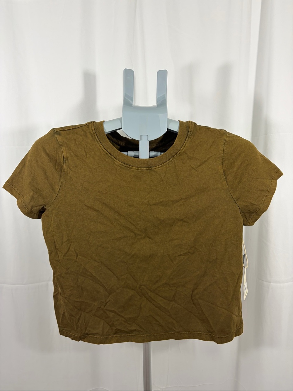 NWT a.n.a Women's Size XS Green Short Sleeve Crewneck Tee
